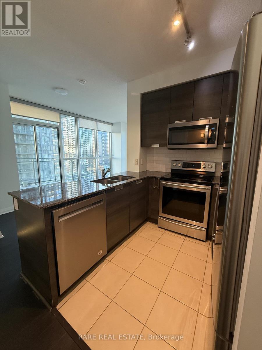 1809 - 75 Eglinton Avenue W, Mississauga, Ontario  L5R 0E5 - Photo 7 - W13243596