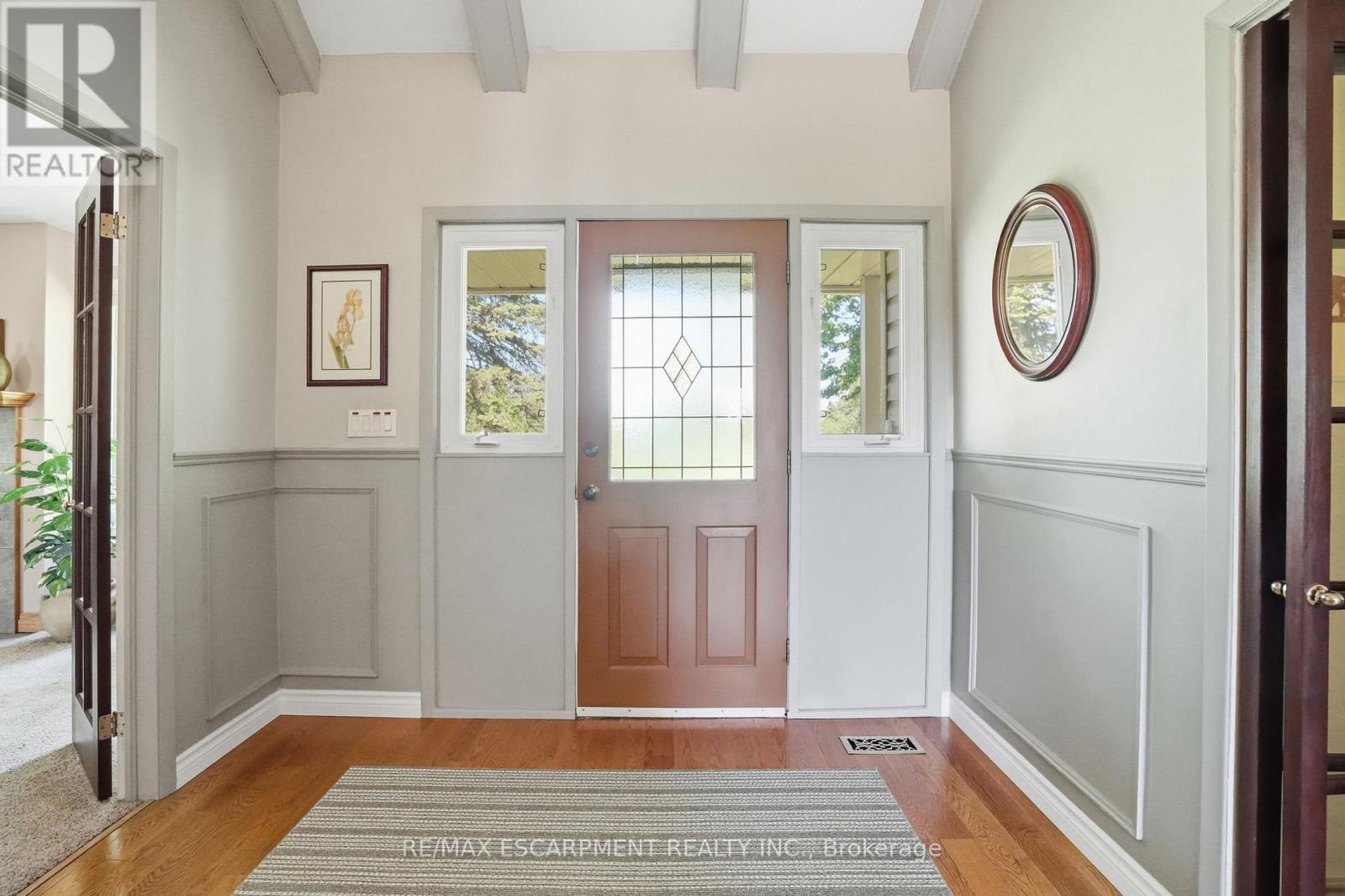 5724 Blind Line, Burlington, Ontario  L7P 0B2 - Photo 6 - W13243626