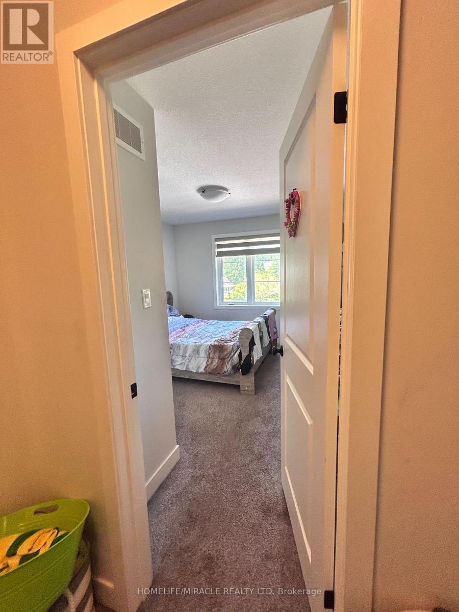 36 - 3025 Doyle Drive, London South, Ontario  N6H 0M2 - Photo 11 - X13237830