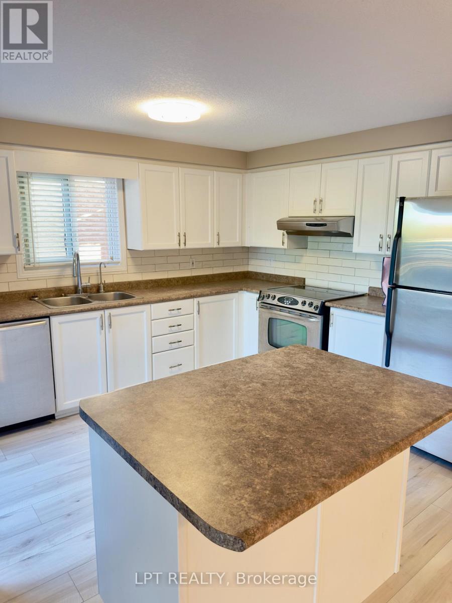 908 Copper Leaf Crescent, Kitchener, Ontario  N2E 3W1 - Photo 11 - X13243662