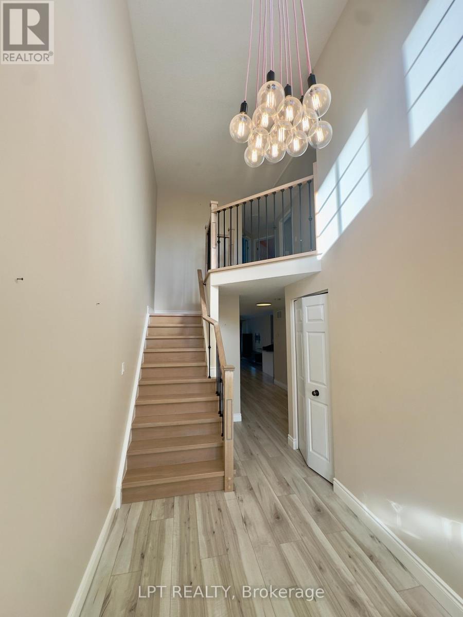 908 Copper Leaf Crescent, Kitchener, Ontario  N2E 3W1 - Photo 3 - X13243662