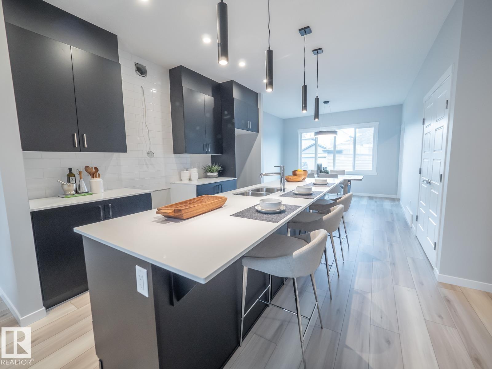 1090 McLeod AV, Spruce Grove, Alberta