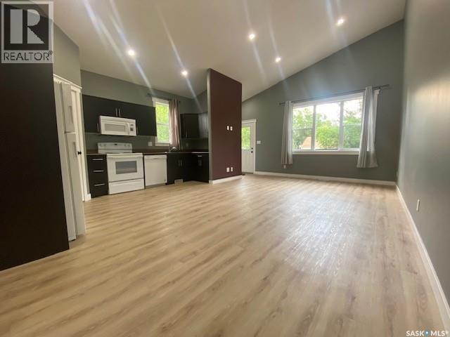 1841 Connaught Street, Regina, Saskatchewan  S4T 4T4 - Photo 3 - SK038316