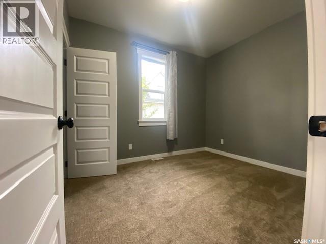 1841 Connaught Street, Regina, Saskatchewan  S4T 4T4 - Photo 7 - SK038316