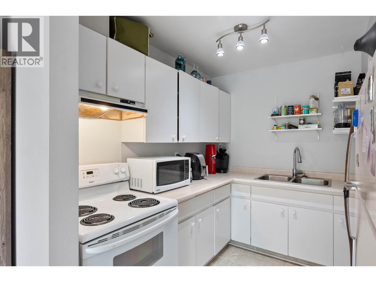 1435 Summit Drive Unit# 23, Kamloops, British Columbia  V2E 1S4 - Photo 10 - 10390088