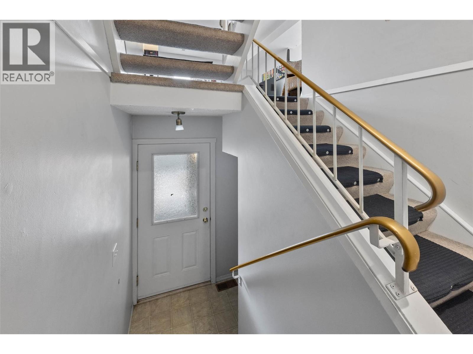 1435 Summit Drive Unit# 23, Kamloops, British Columbia  V2E 1S4 - Photo 3 - 10390088