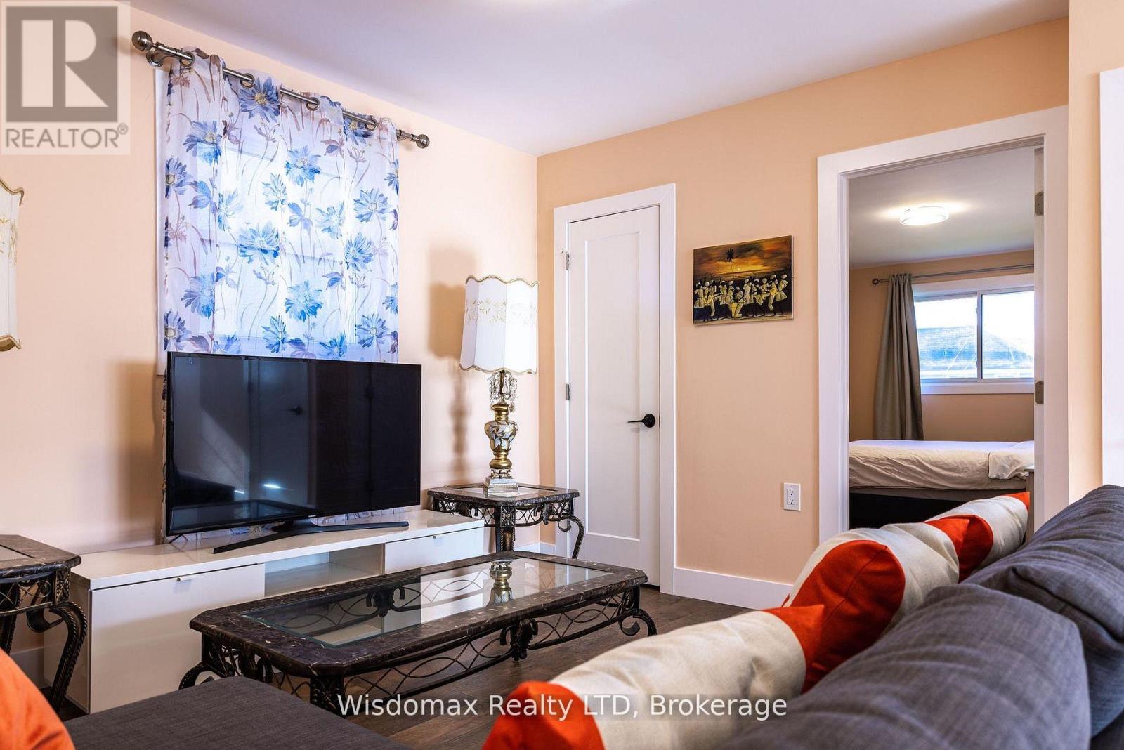 5291 Stamford Street, Niagara Falls, Ontario  L2E 1N2 - Photo 14 - X13243756
