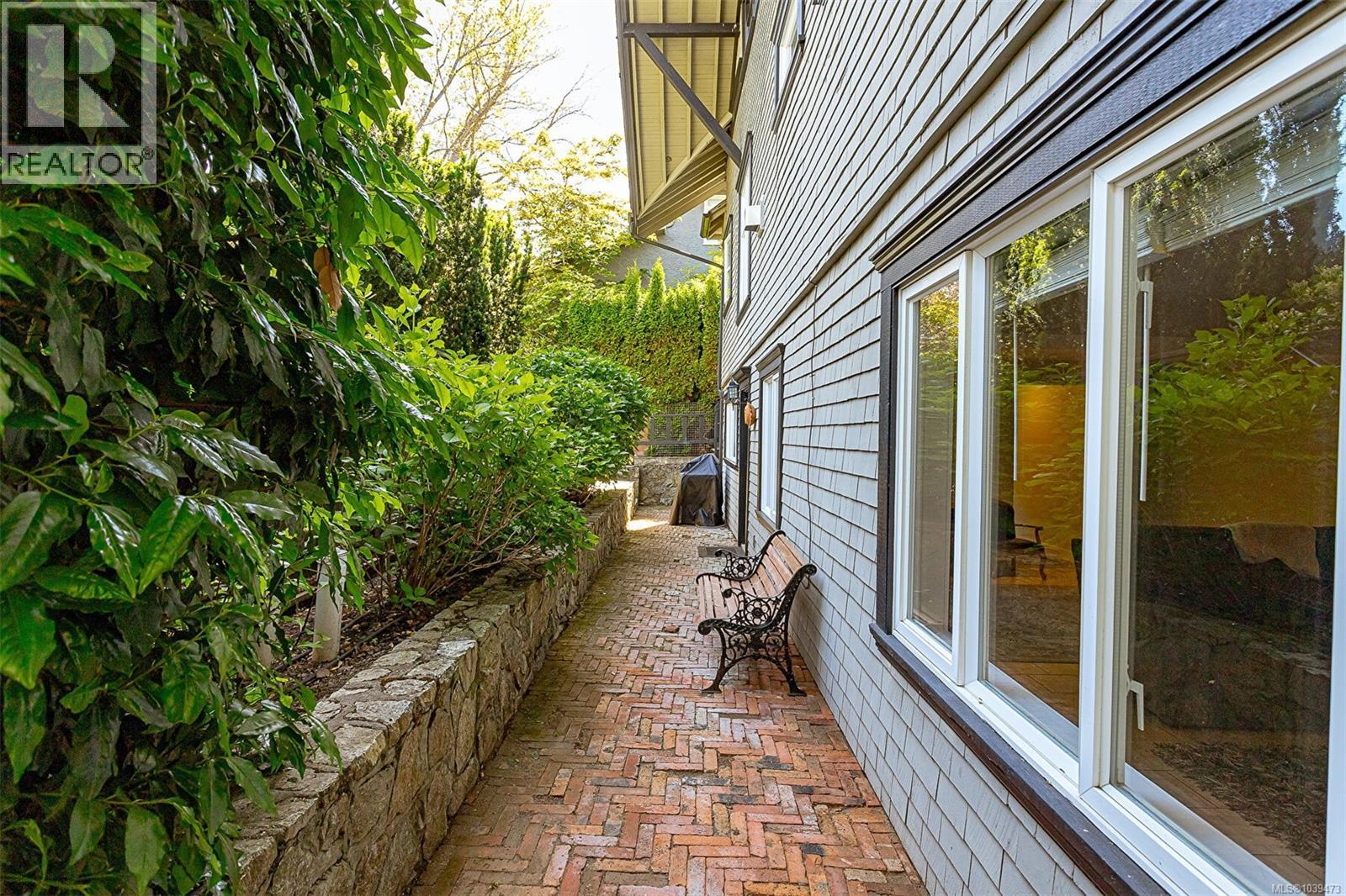 Listing image 51