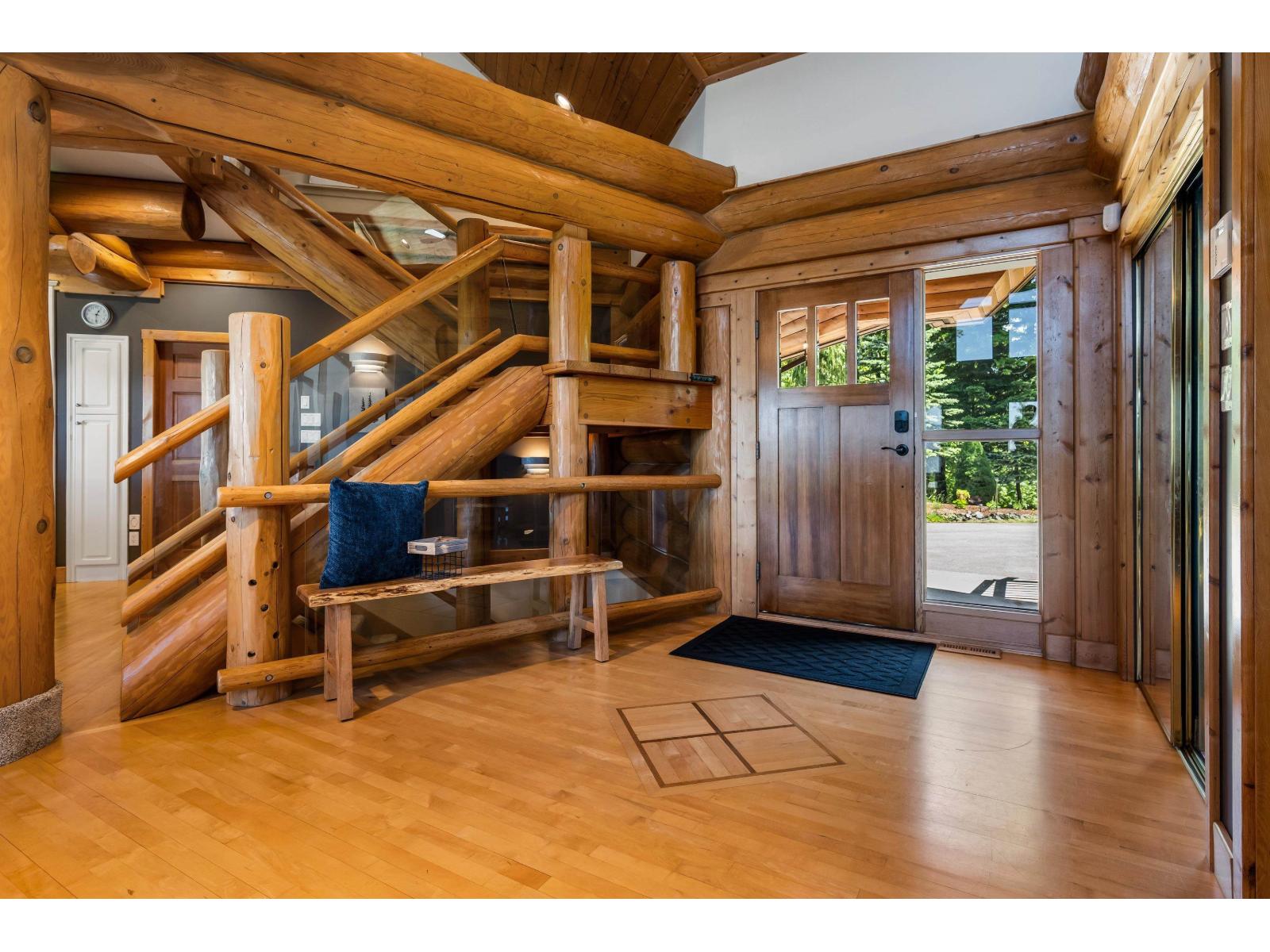 43583 Bracken Drive, Chilliwack Mountain, Chilliwack, British Columbia  V2R 4A3 - Photo 9 - R3132224