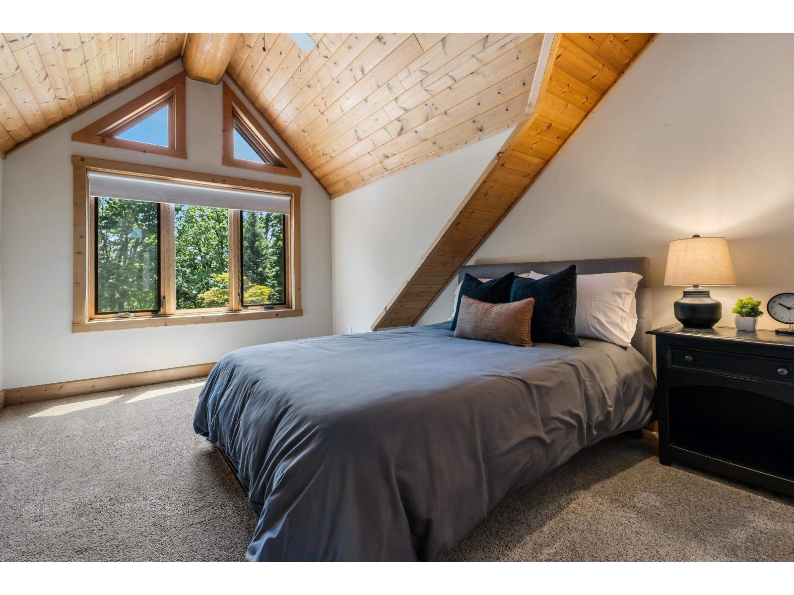 43583 Bracken Drive, Chilliwack Mountain, Chilliwack, British Columbia  V2R 4A3 - Photo 33 - R3132224