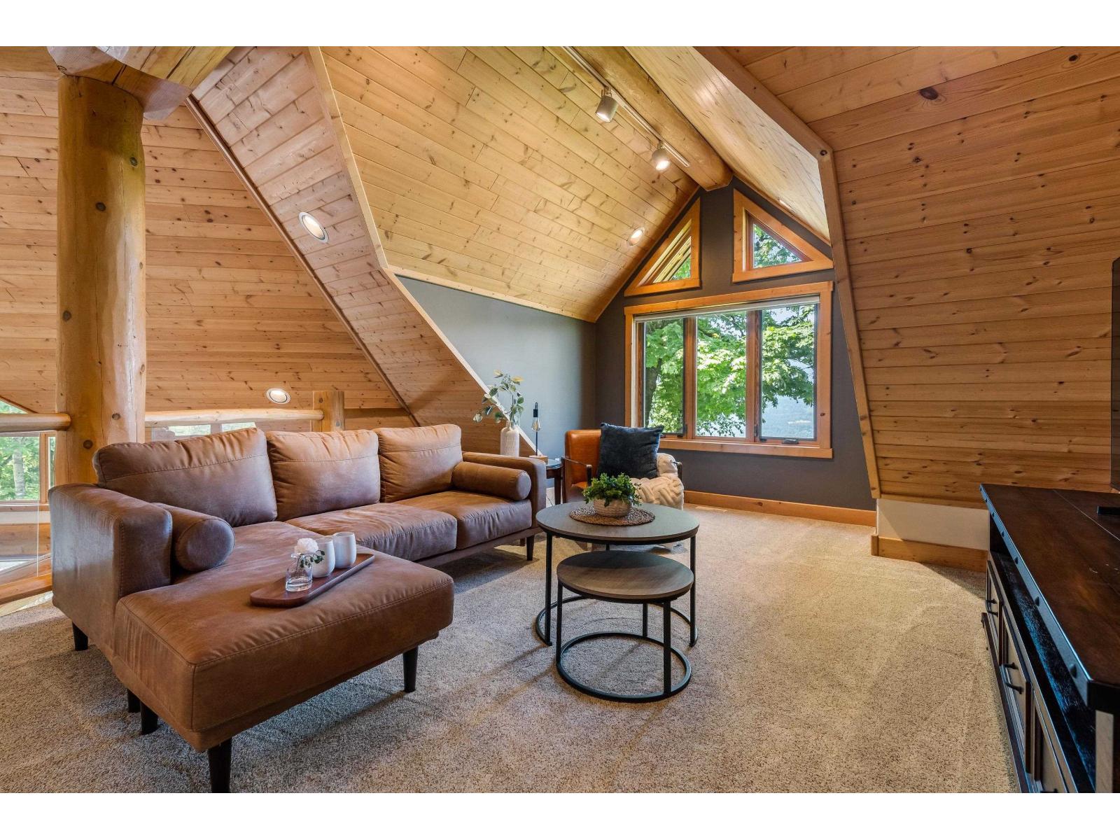 43583 Bracken Drive, Chilliwack Mountain, Chilliwack, British Columbia  V2R 4A3 - Photo 29 - R3132224