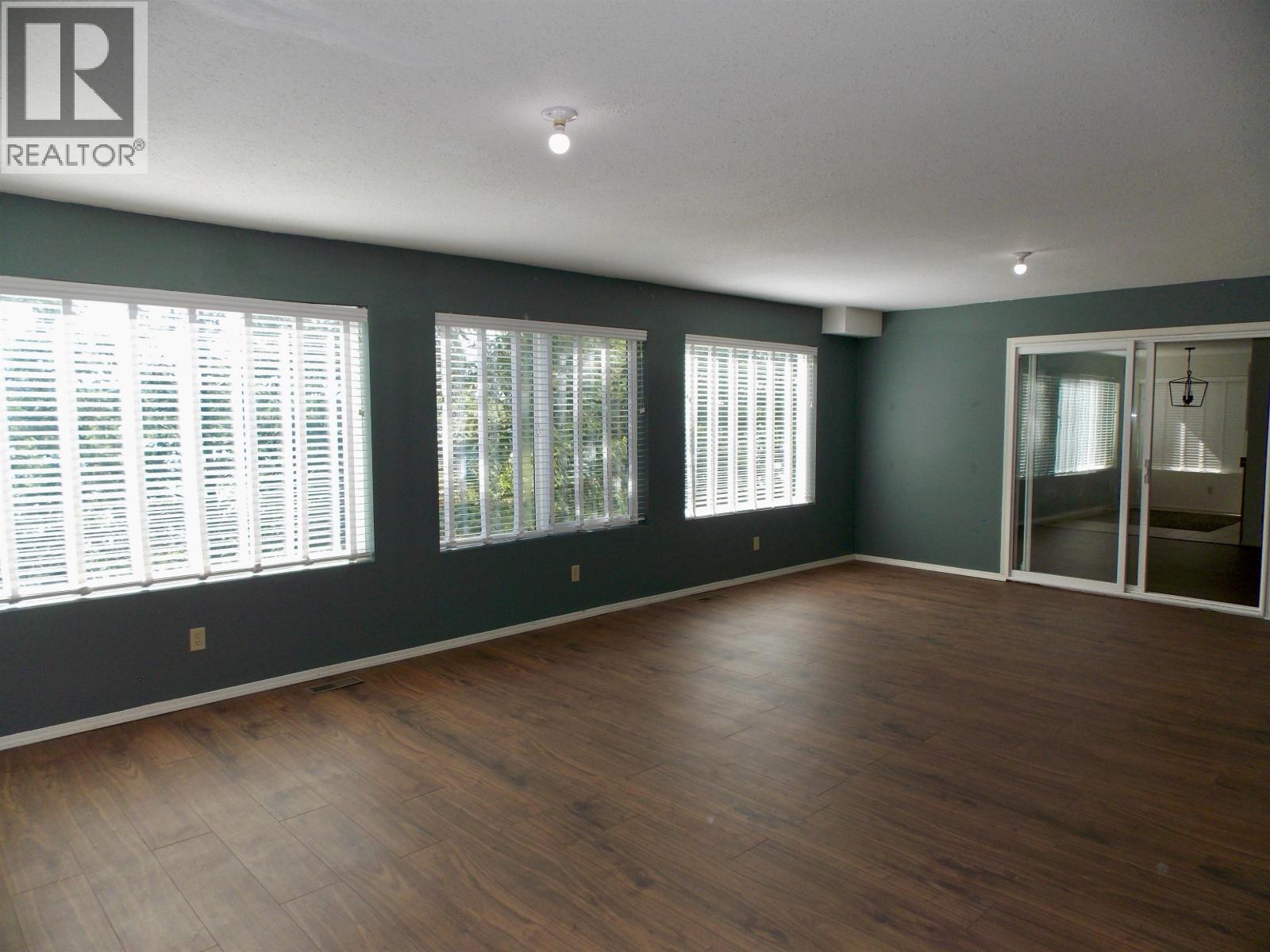 4126 Mckinley Drive, Lac La Hache, British Columbia  V0K 1T0 - Photo 10 - R3130023