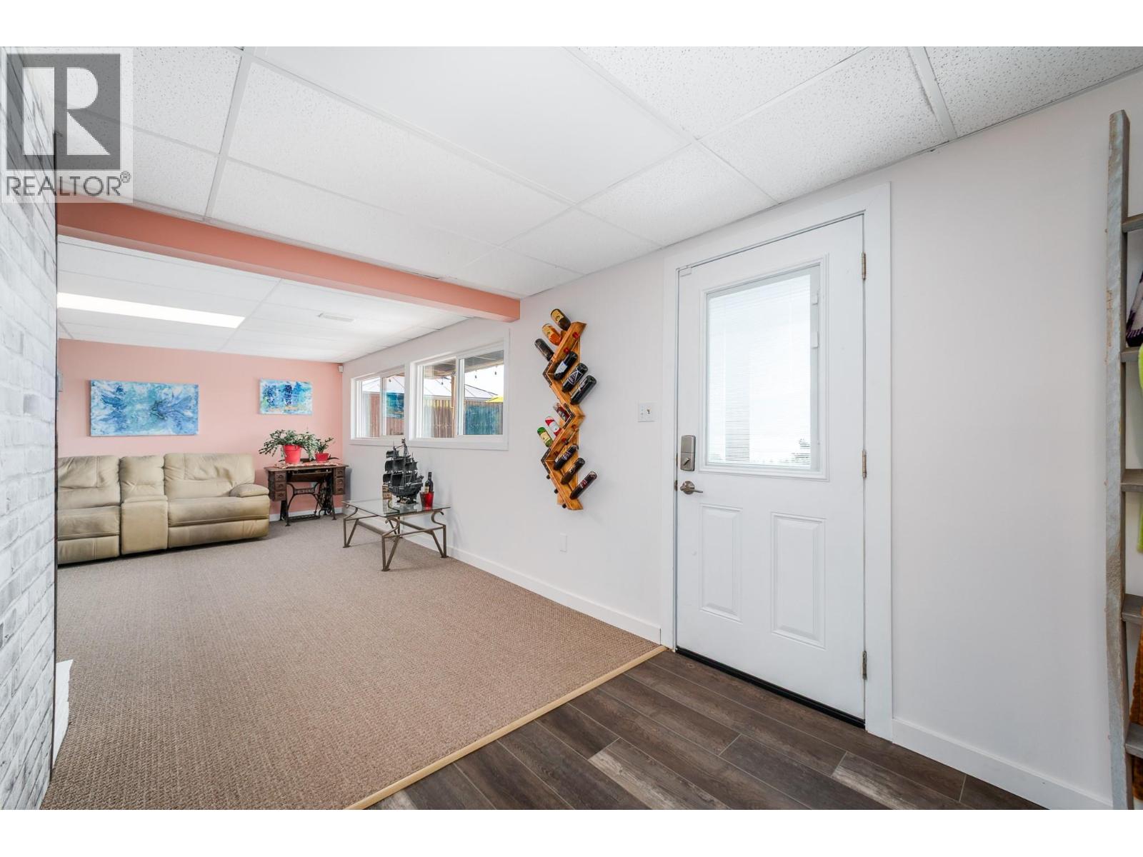 5287 Greata Road, Peachland, British Columbia  V0H 1X2 - Photo 27 - 10389740