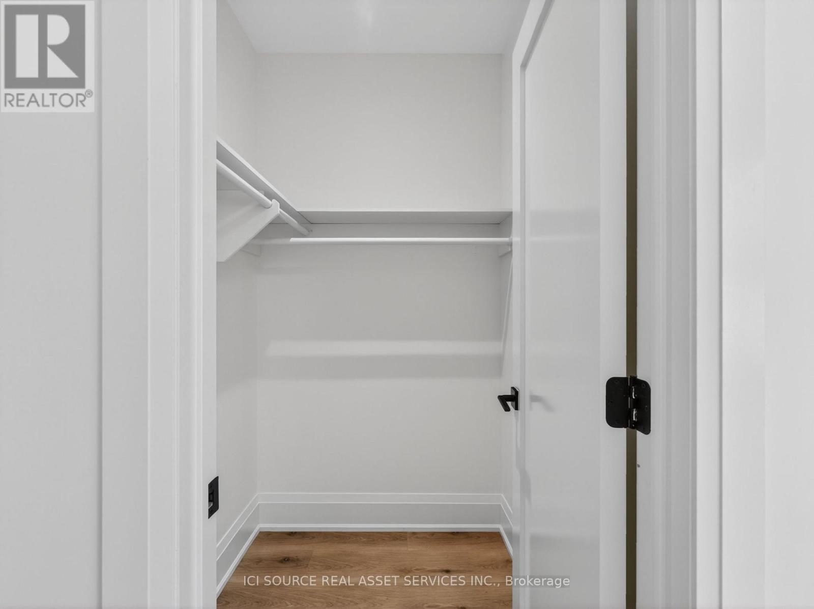 Unit 1 - 28 Norcross Road, Toronto, Ontario  M3H 2R4 - Photo 15 - C13243724
