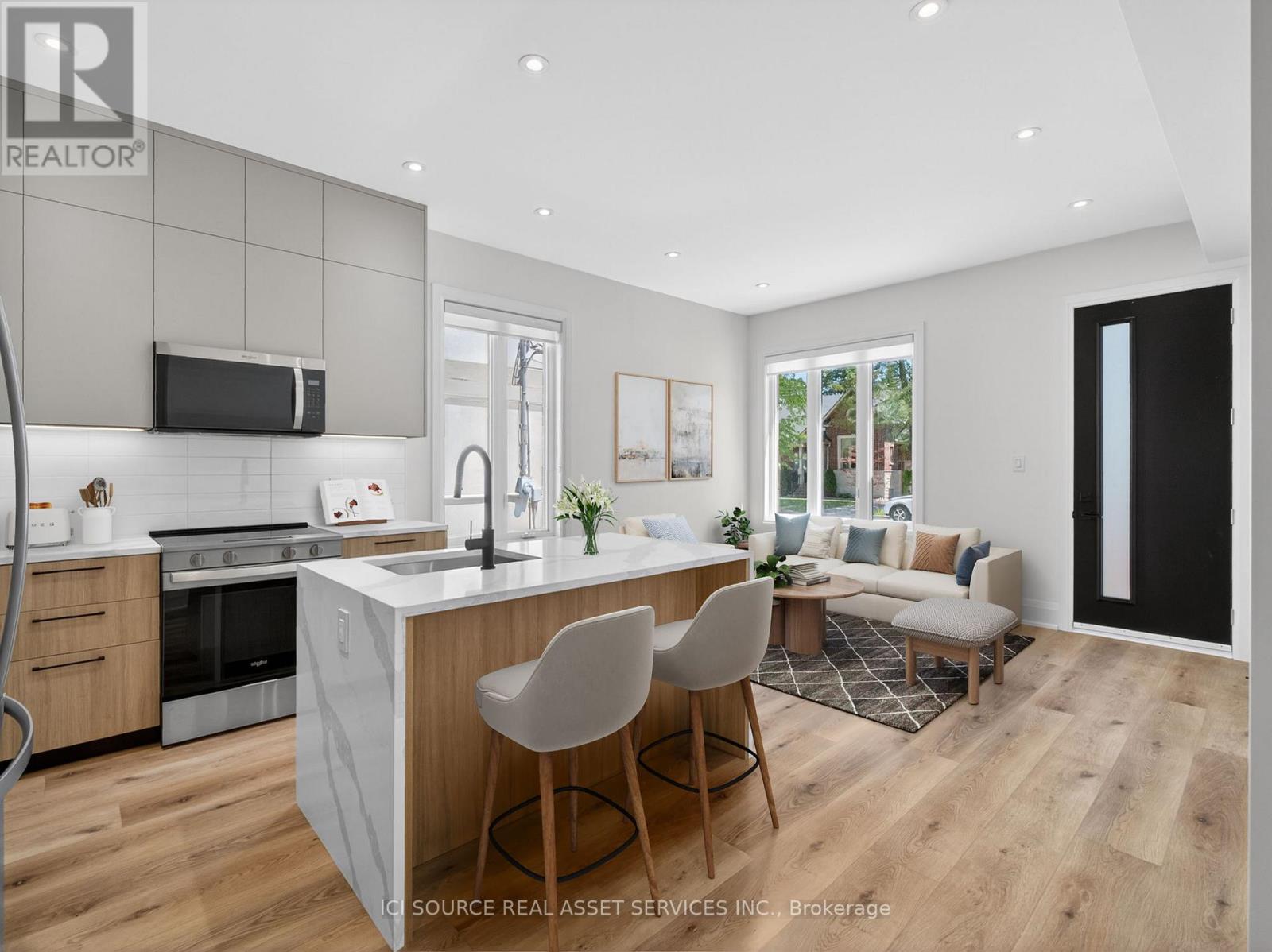 Unit 1 - 28 Norcross Road, Toronto, Ontario  M3H 2R4 - Photo 2 - C13243724