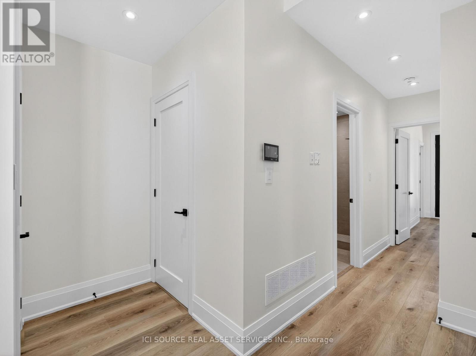 Unit 1 - 28 Norcross Road, Toronto, Ontario  M3H 2R4 - Photo 23 - C13243724