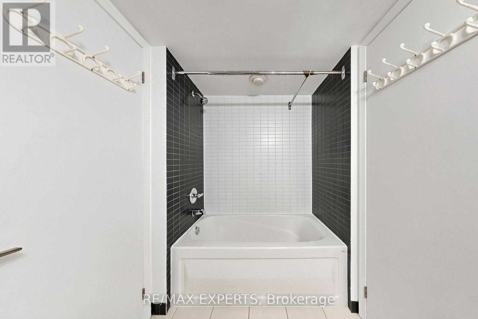 507 - 21 Carlton Street, Toronto, Ontario  M5B 1L3 - Photo 22 - C13243734