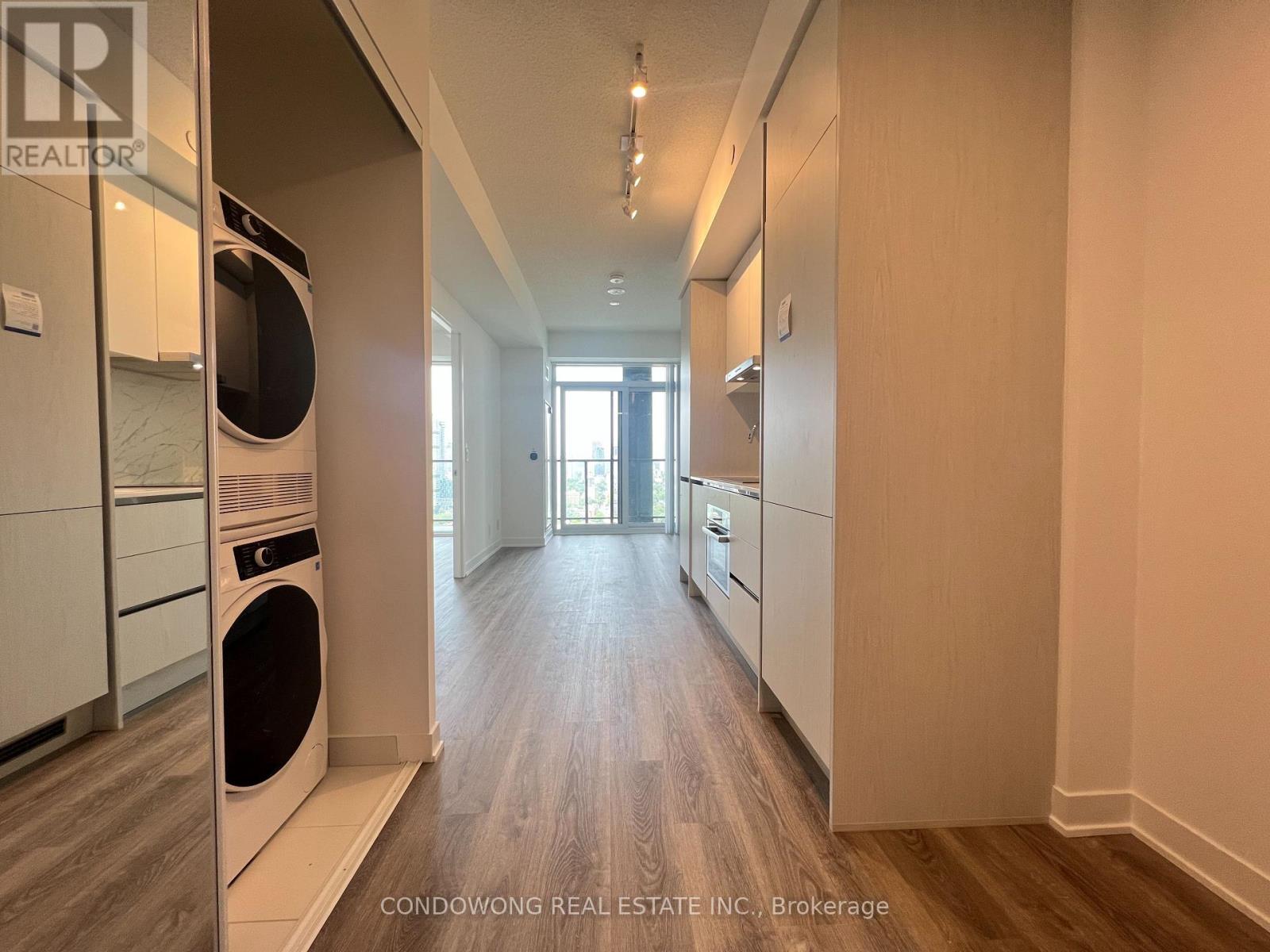 3715 - 180 FRONT STREET E, Toronto, Ontario