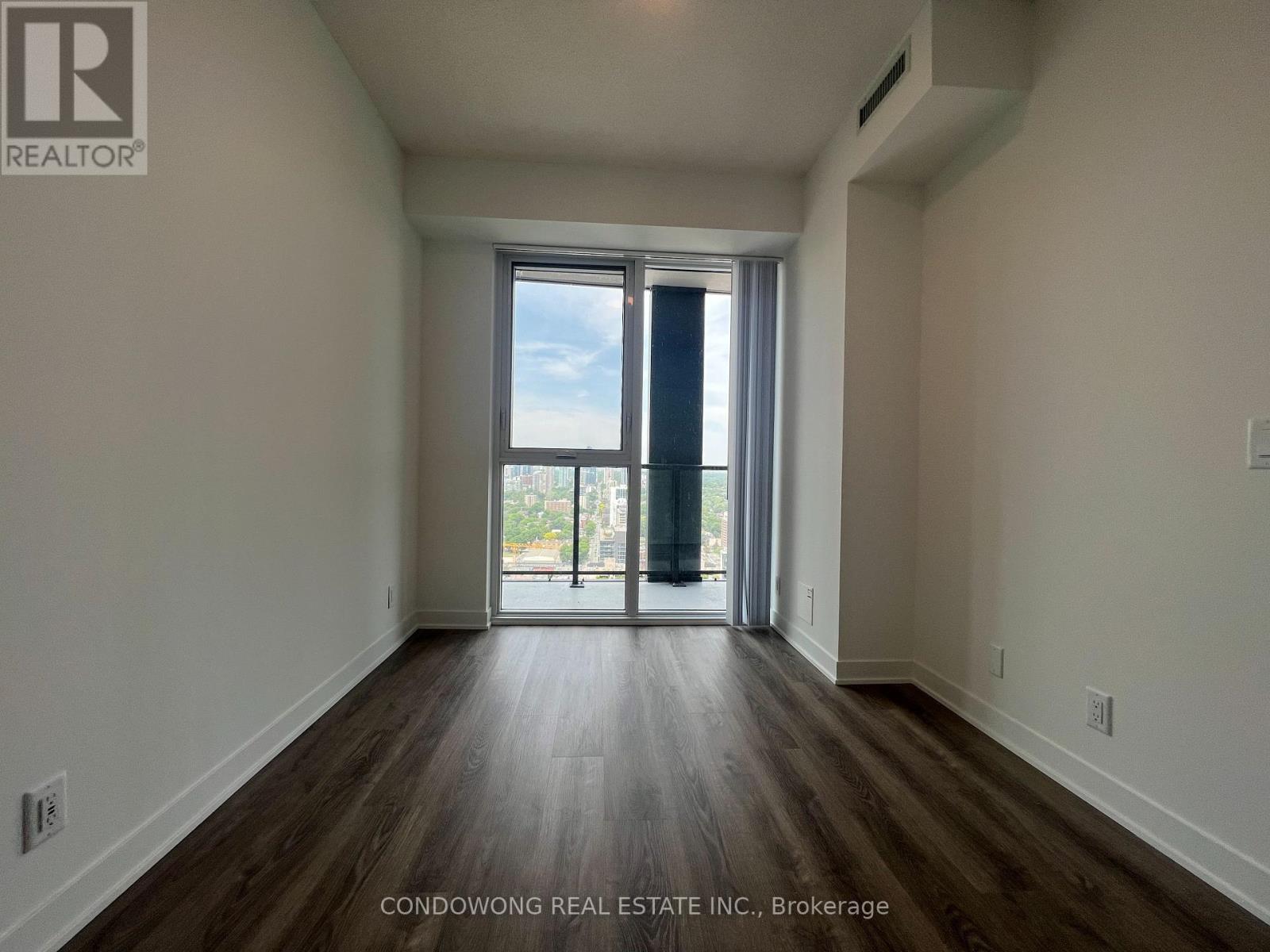 3715 - 180 Front Street E, Toronto, Ontario  M5A 0A9 - Photo 5 - C13243754
