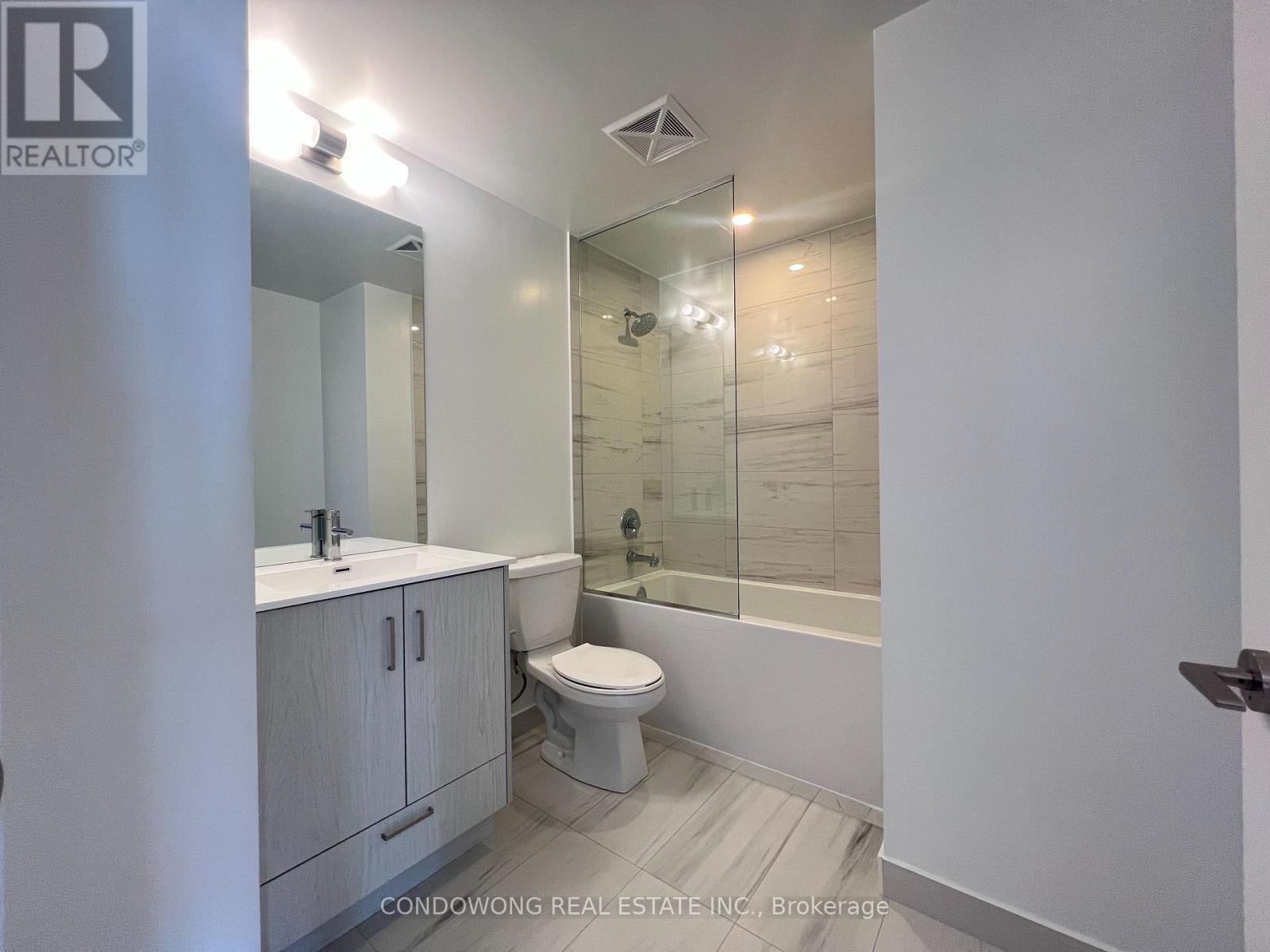 3715 - 180 Front Street E, Toronto, Ontario  M5A 0A9 - Photo 7 - C13243754