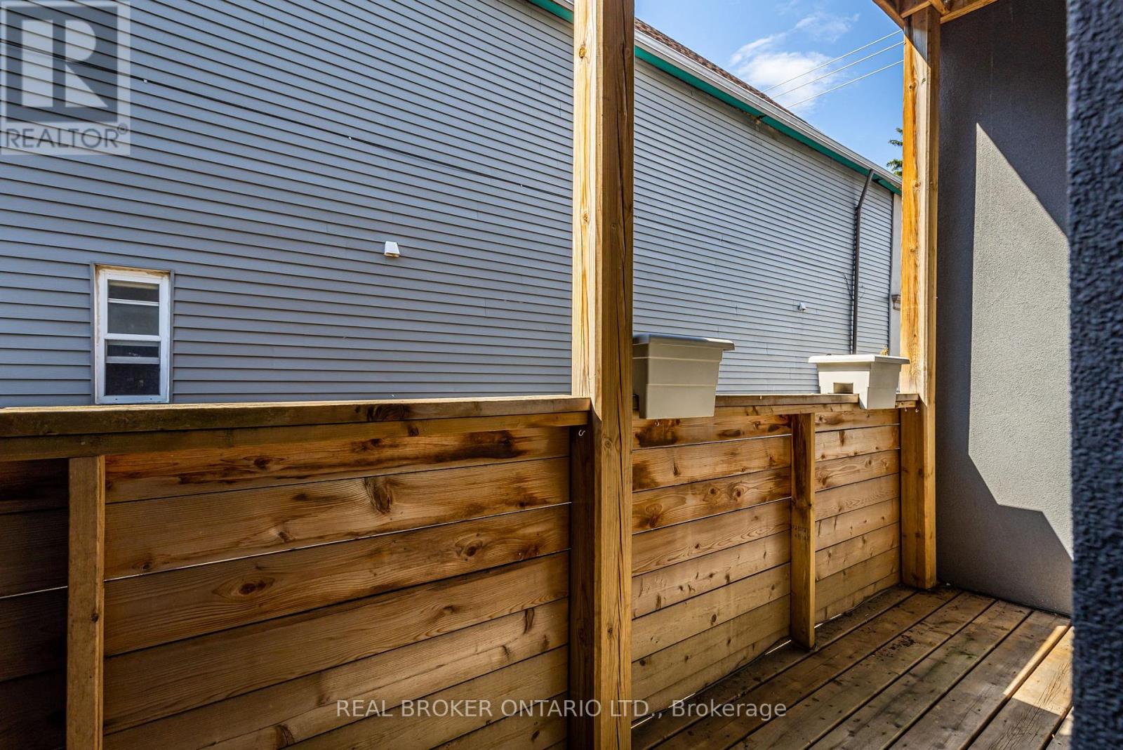 Main - 371 Jones Avenue, Toronto, Ontario  M4J 3G5 - Photo 13 - E13243760