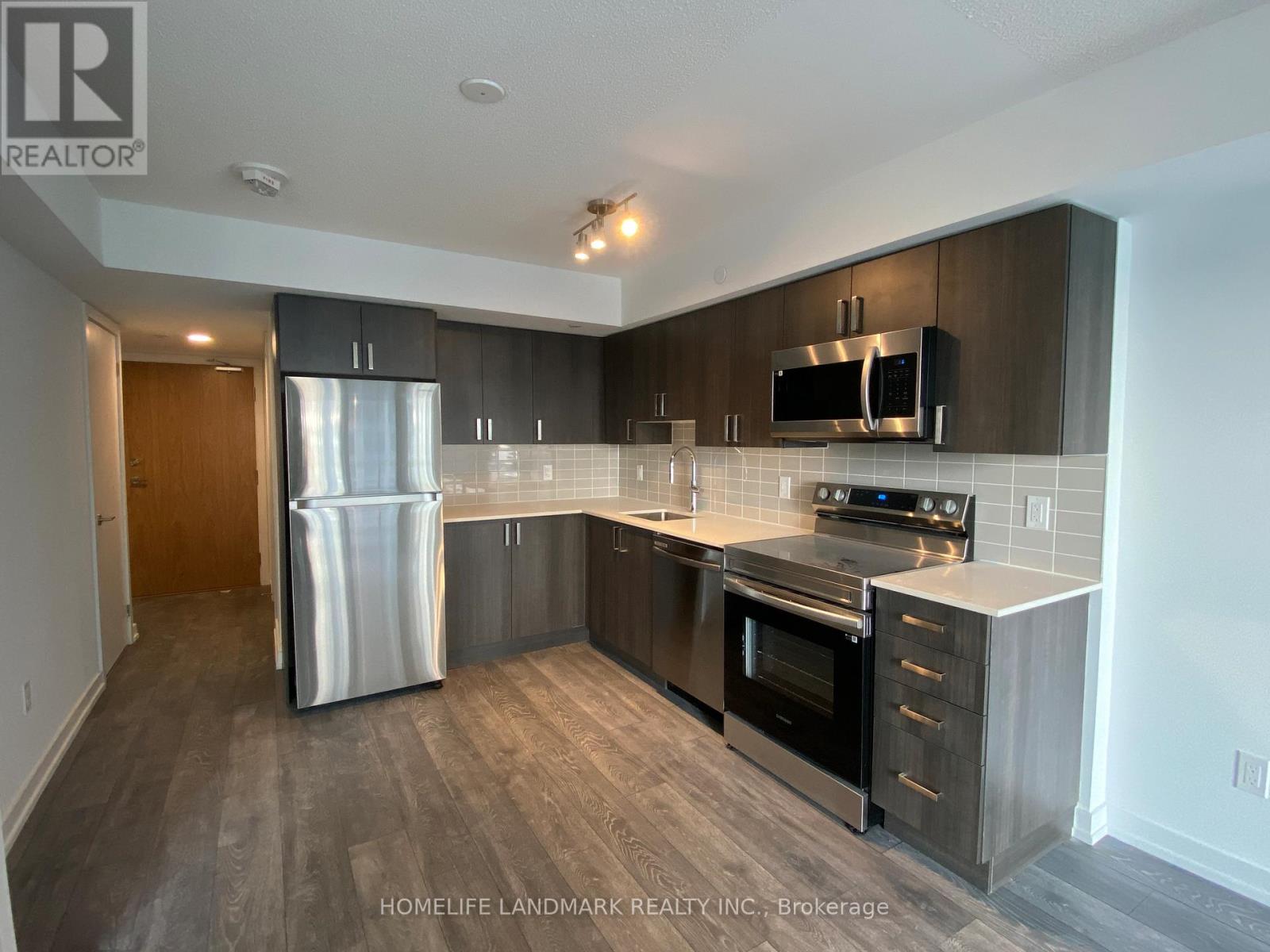 1807 - 1455 Celebration Drive, Pickering, Ontario  L1W 0C3 - Photo 15 - E13243782
