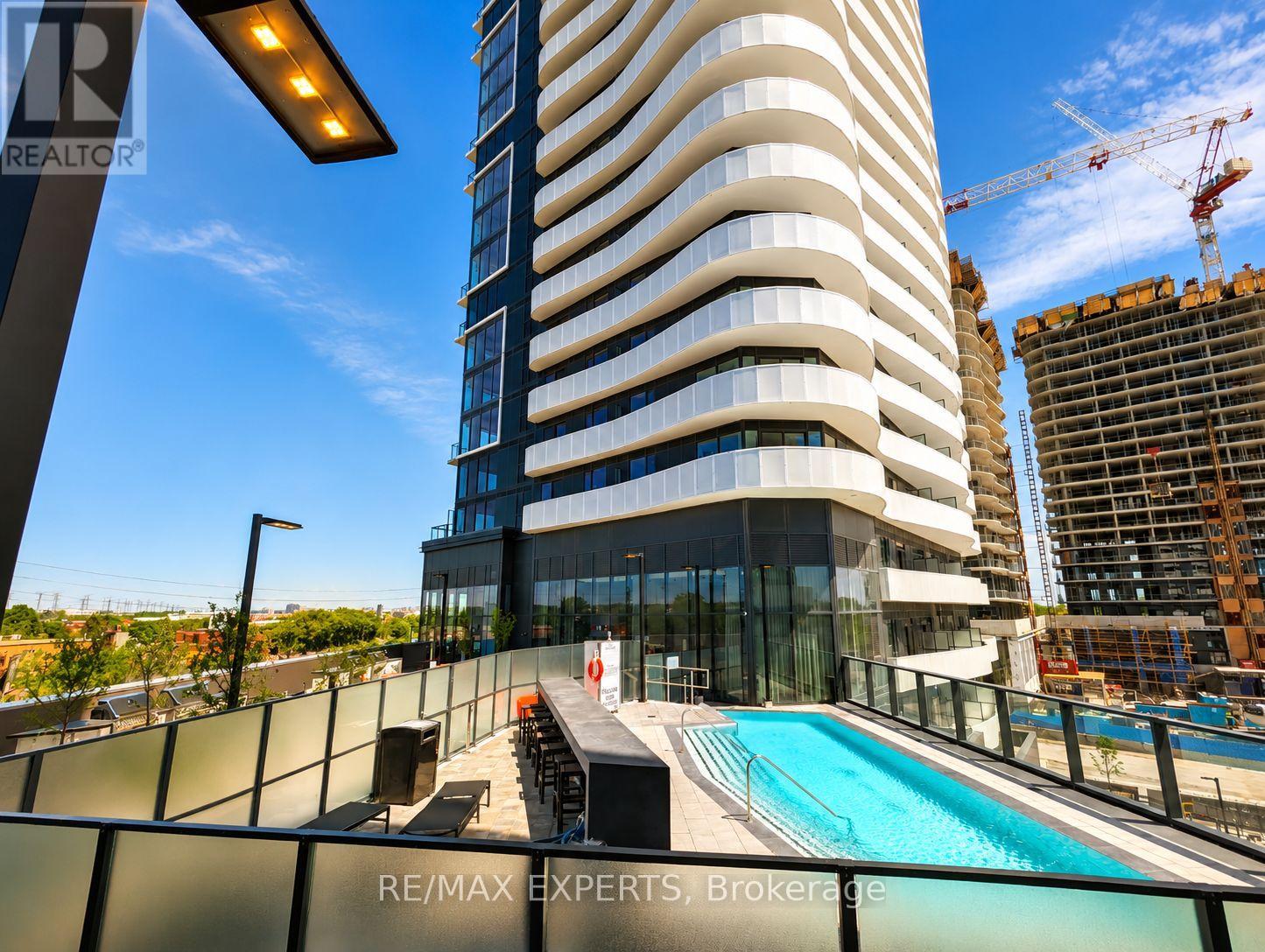 402 - 10 FLAVELLE TRAIL, Vaughan, Ontario