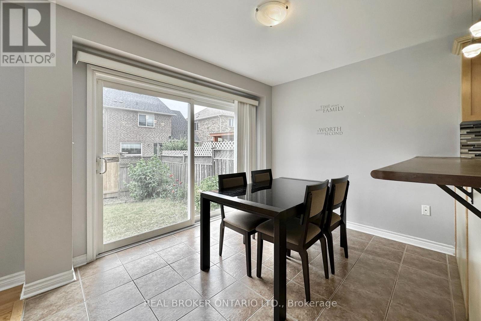 1 Armando Drive, Markham, Ontario  L6E 2B4 - Photo 12 - N13243774