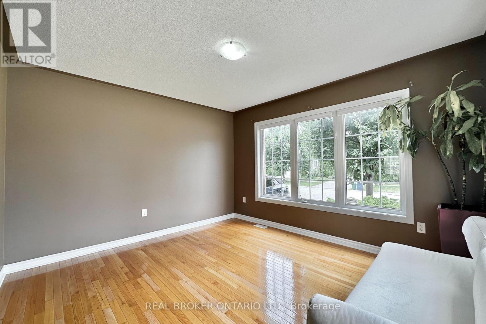 1 Armando Drive, Markham, Ontario  L6E 2B4 - Photo 18 - N13243774