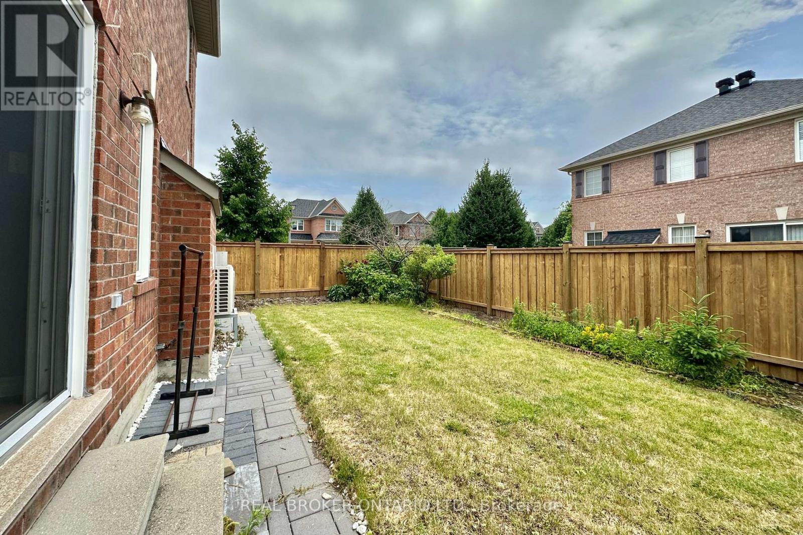 1 Armando Drive, Markham, Ontario  L6E 2B4 - Photo 20 - N13243774