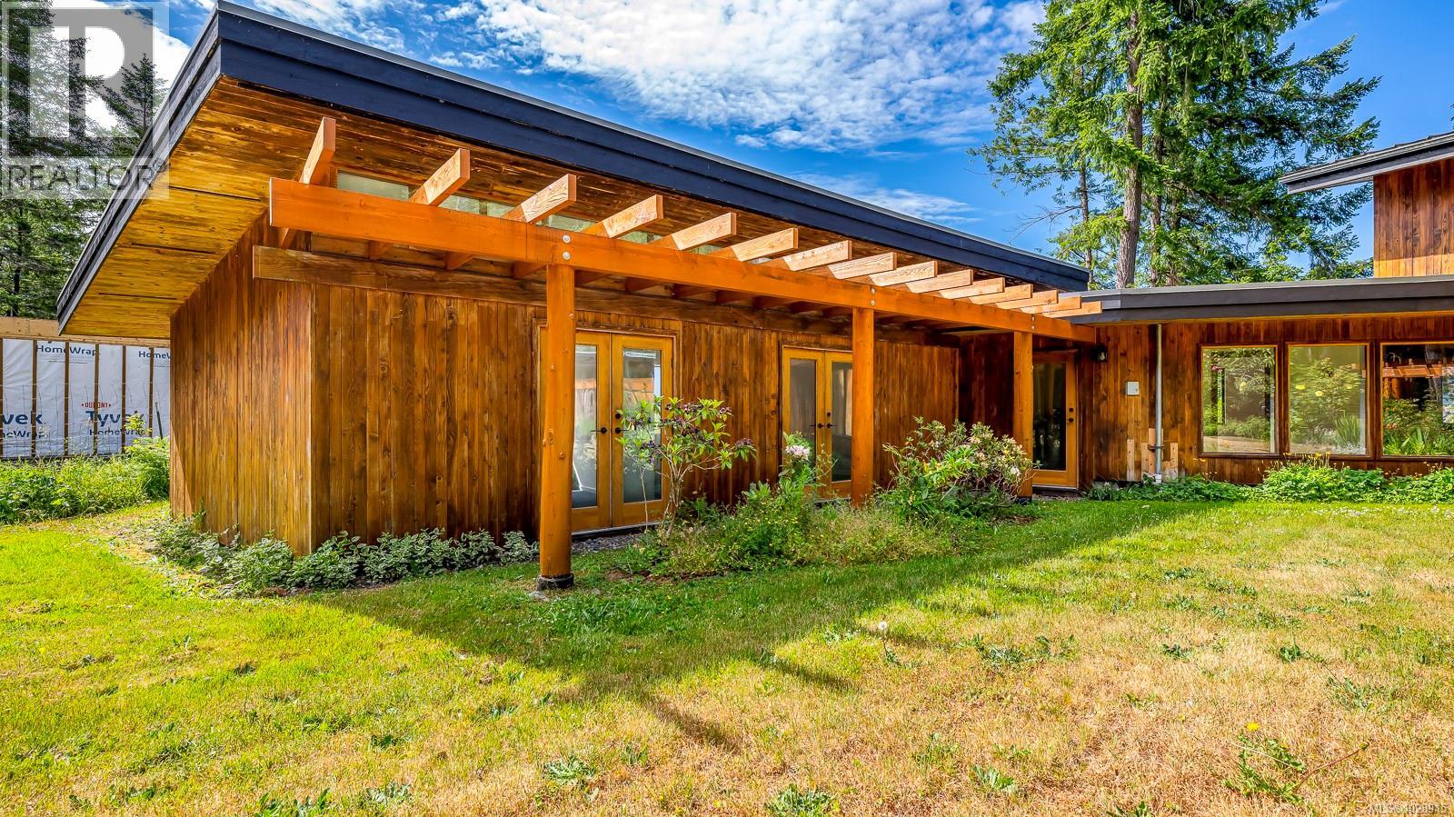 6161 Lacon Rd, Denman Island, British Columbia  V0R 1T0 - Photo 40 - 1028915