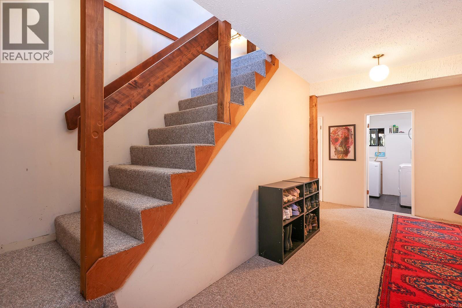 611 Crestview Dr, Comox, British Columbia  V9M 3E6 - Photo 34 - 1039436