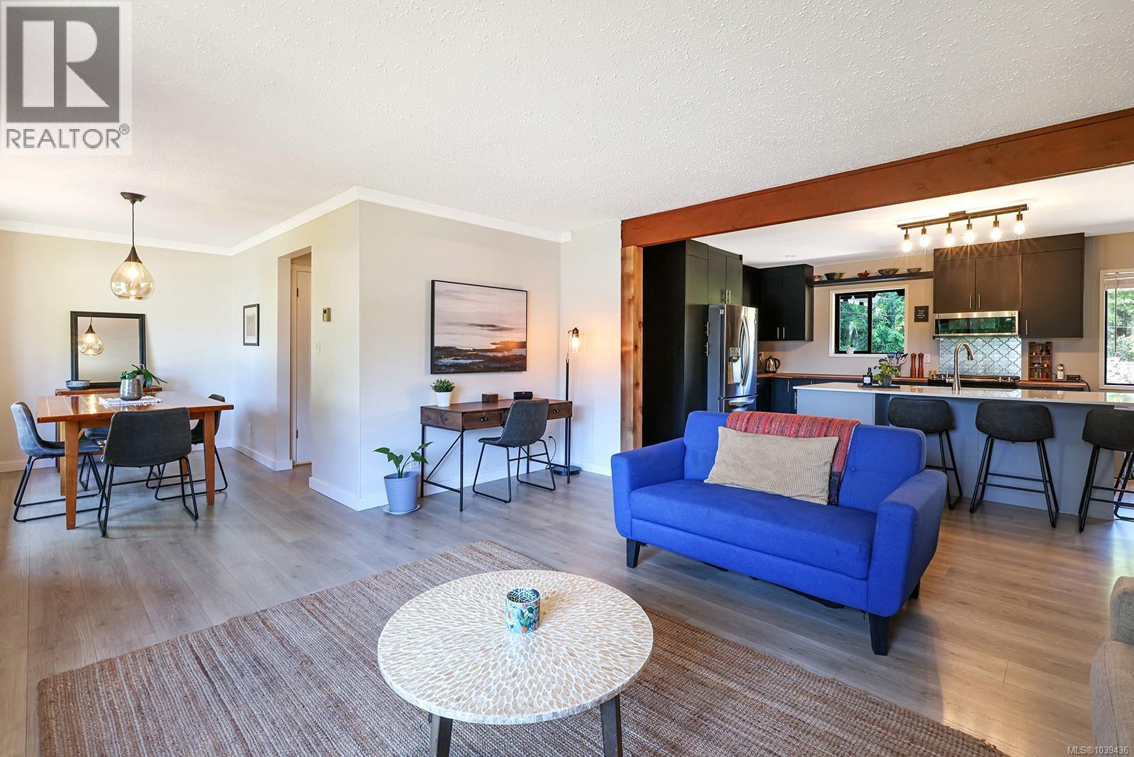 611 Crestview Dr, Comox, British Columbia  V9M 3E6 - Photo 8 - 1039436
