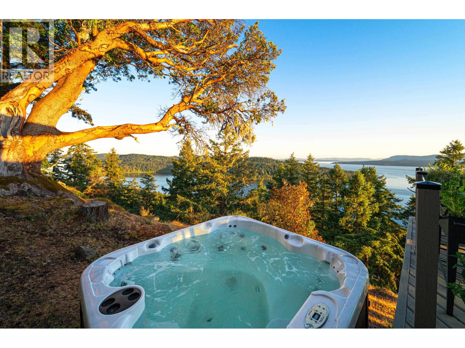 356 East West Road, Mayne Island, British Columbia  V0N 2J2 - Photo 34 - R3132418