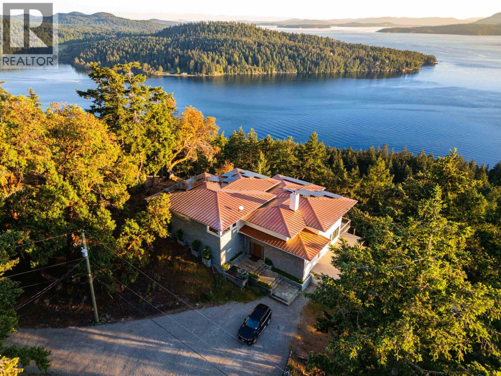 356 East West Road, Mayne Island, British Columbia  V0N 2J2 - Photo 36 - R3132418
