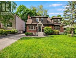 54 OAKFIELD DRIVE, Toronto, Ontario