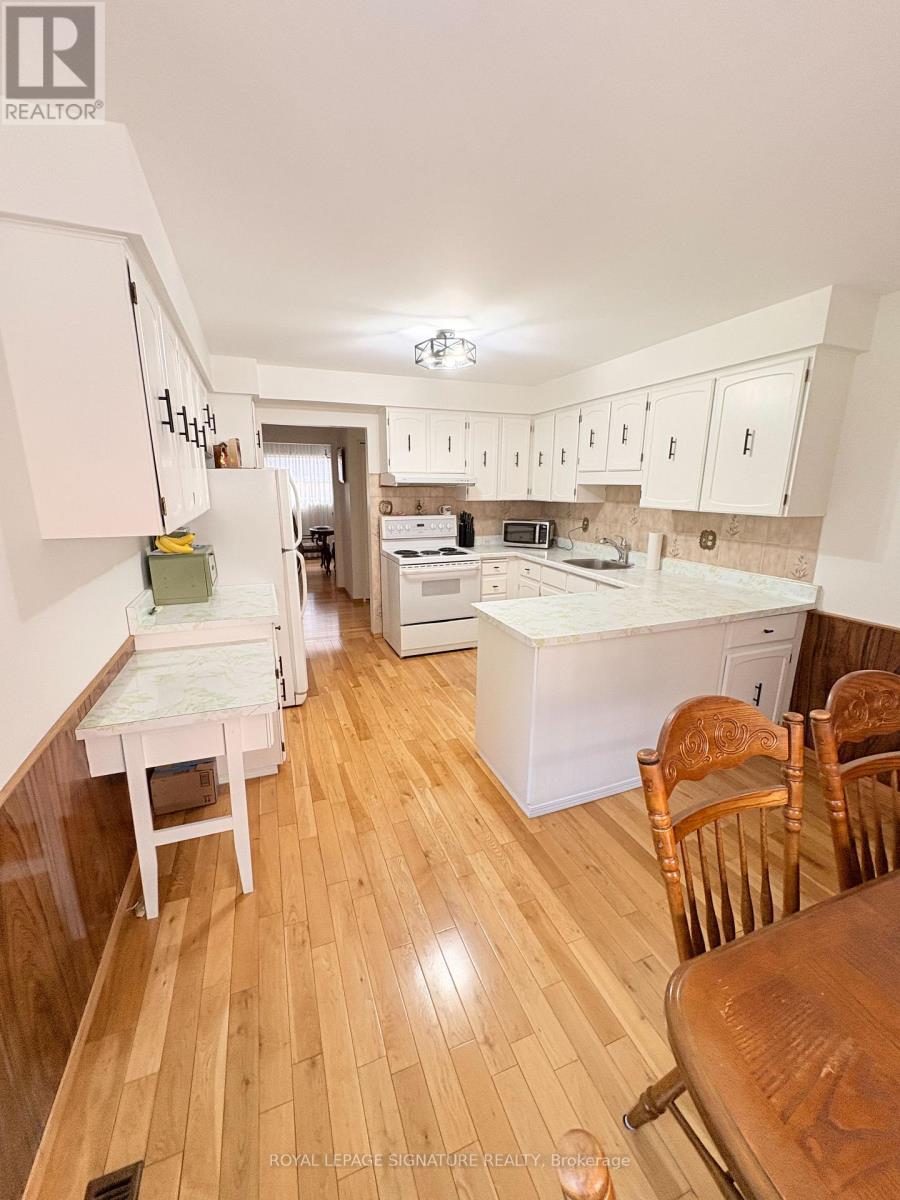6 Kelvinway Drive, Toronto, Ontario  M1W 1N4 - Photo 11 - E13229094