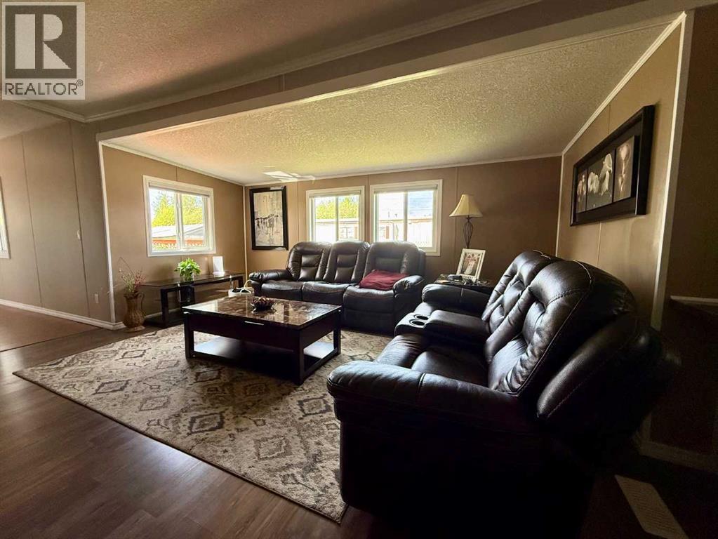 19 Sunset Crescent, Swan Hills, Alberta  T0G 2C0 - Photo 6 - A2317878