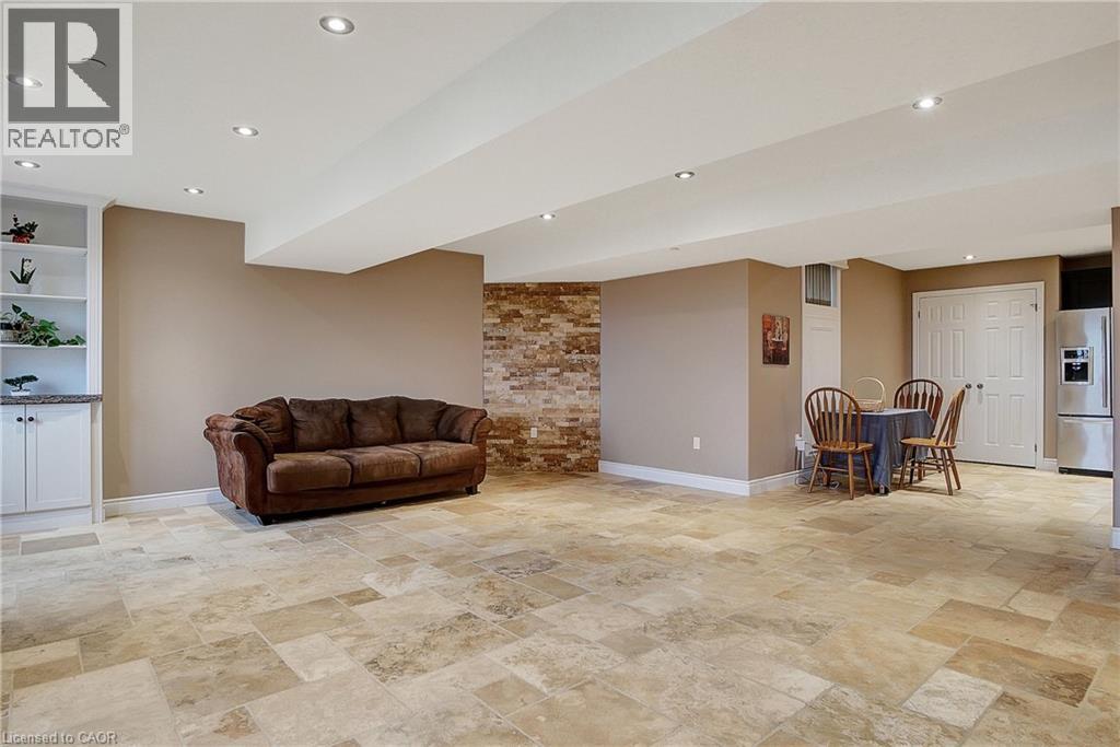 15 Mcwilliams Court, Cambridge, Ontario  N1P 0A9 - Photo 31 - 40836882