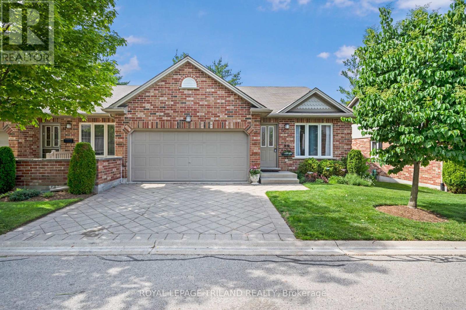 11 - 43 CAPULET WALK, London North, Ontario
