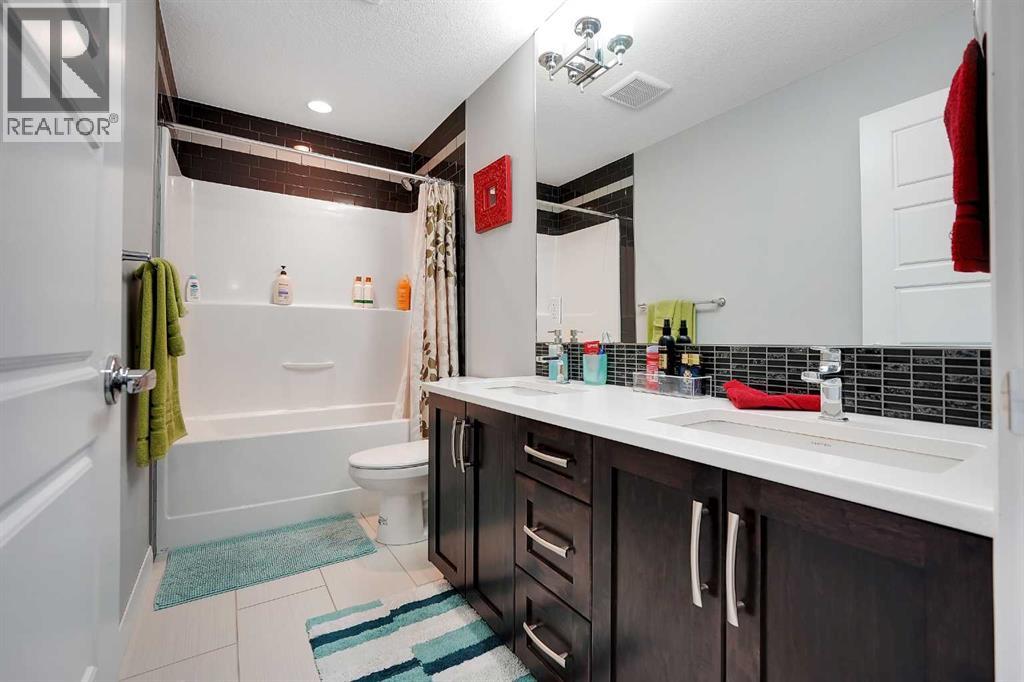 98 Red Sky Green Ne, Calgary, Alberta  T3N 0V5 - Photo 33 - A2316302