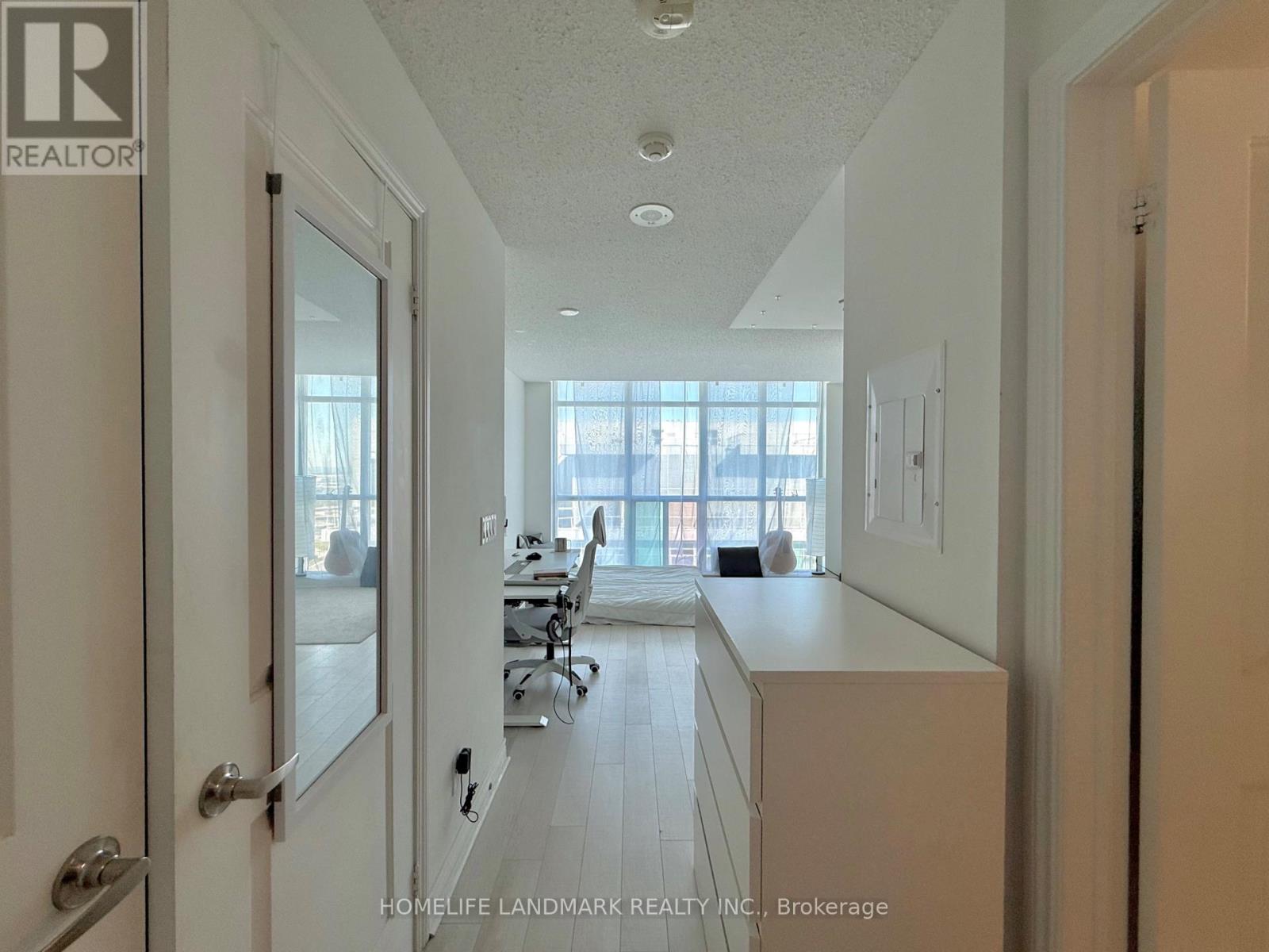 3905 - 50 Town Centre Court, Toronto, Ontario  M1P 0A9 - Photo 6 - E13243850