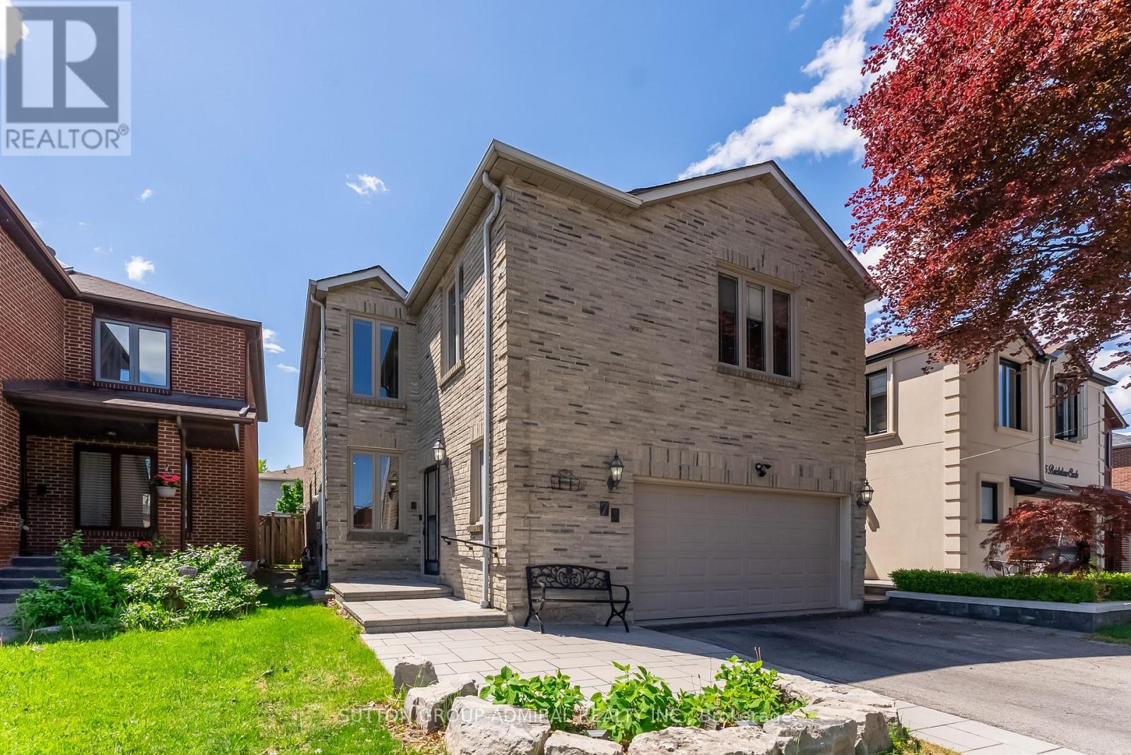 79 Brickstone Circle, Vaughan, Ontario  L4J 6M5 - Photo 2 - N13244172