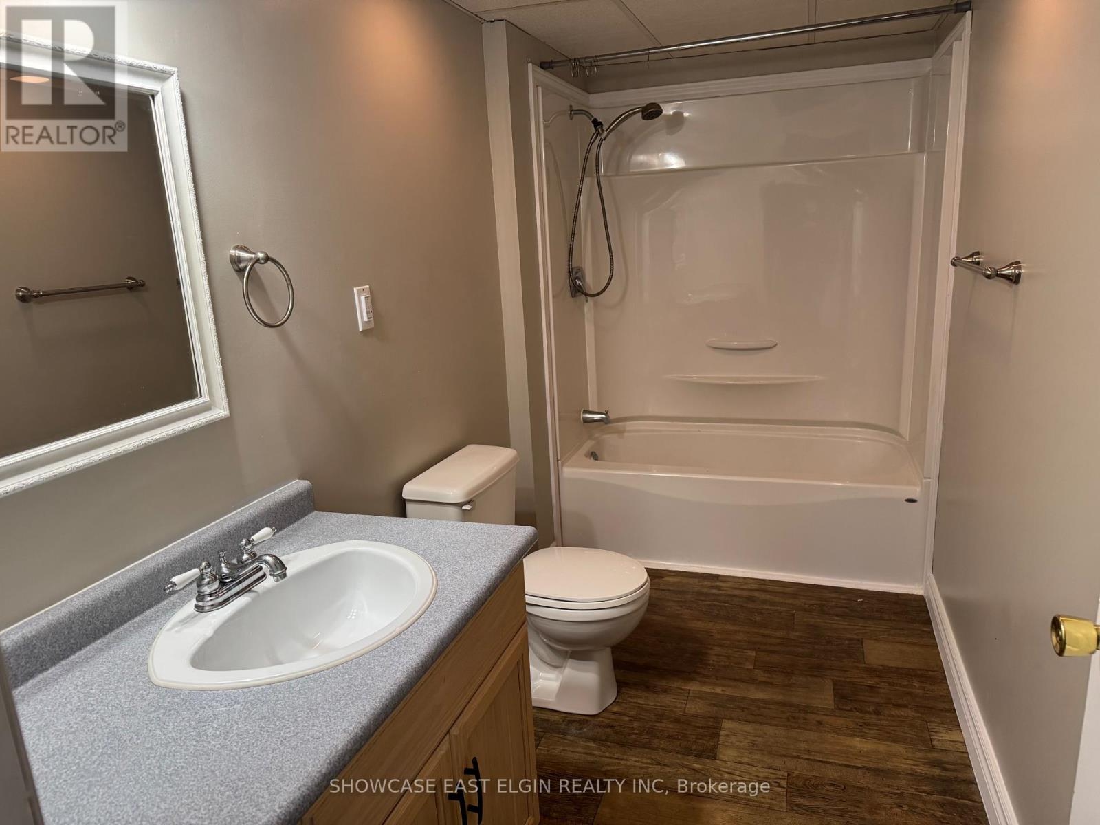28 Melanie Drive, Aylmer, Ontario  N5H 3G6 - Photo 14 - X13240552
