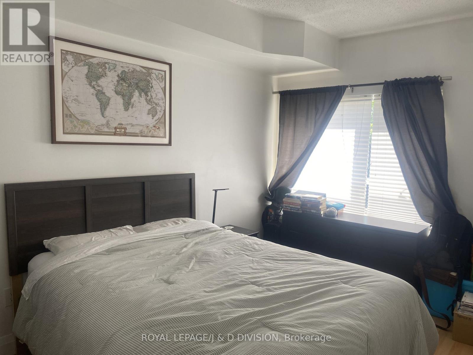 208 - 2495 Dundas Street W, Toronto, Ontario  M6P 1X4 - Photo 4 - W13244274