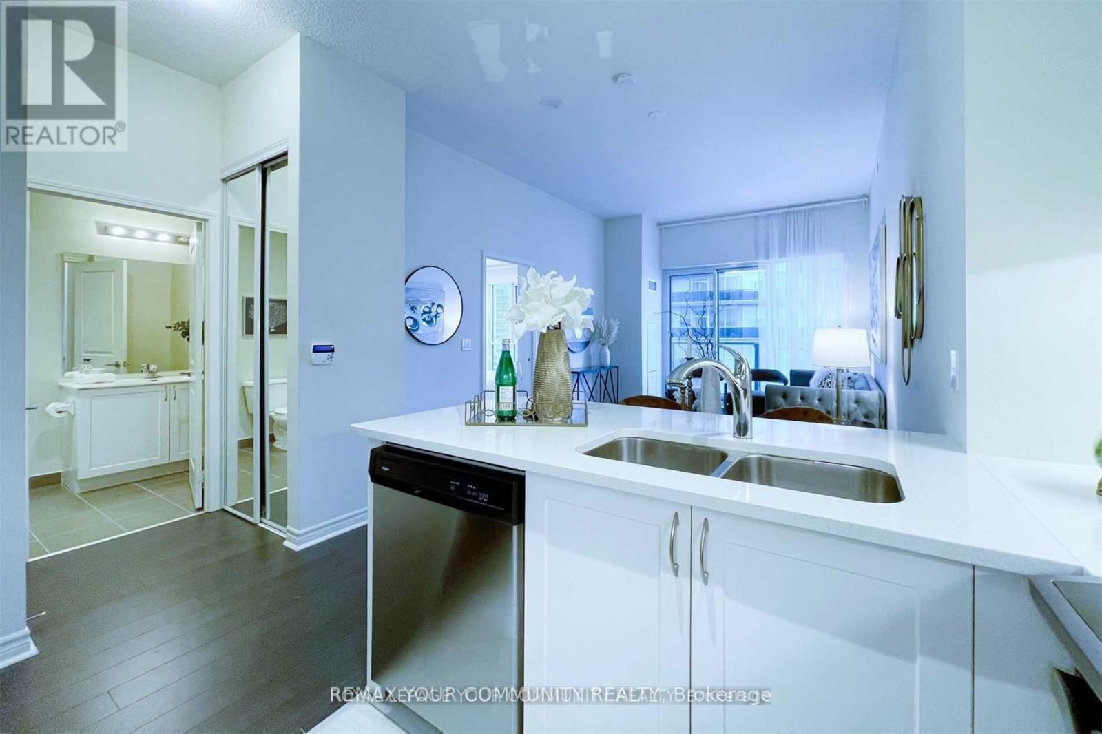 1714 - 39 Annie Craig Drive, Toronto, Ontario  M8V 0C5 - Photo 15 - W13244300