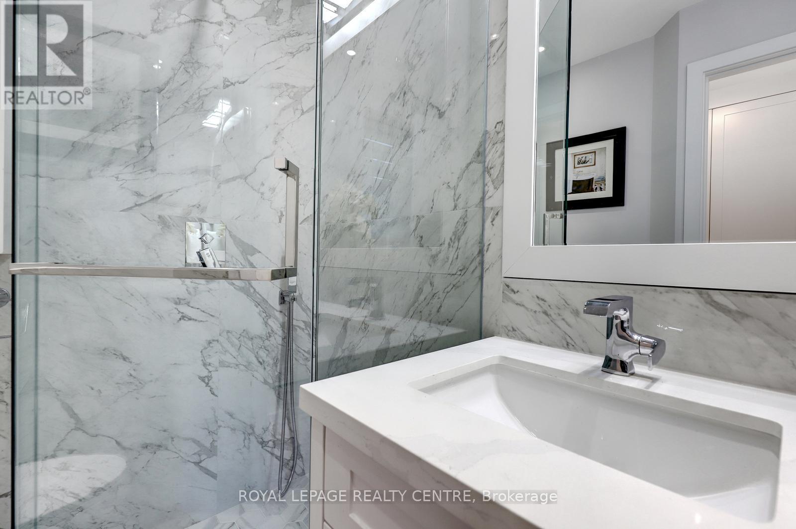 2257 Springfield Court, Mississauga, Ontario  L5K 1V3 - Photo 39 - W13245000
