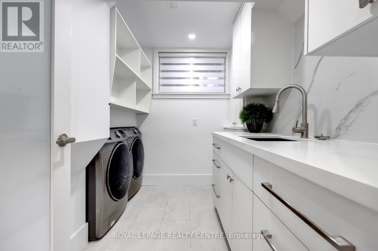 2257 Springfield Court, Mississauga, Ontario  L5K 1V3 - Photo 44 - W13245000