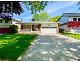 876 HOLLOWTREE CRESCENT, Mississauga, Ontario