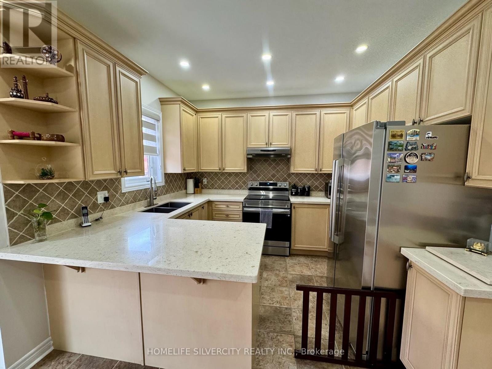 6 Hybrid Street, Brampton, Ontario  L7A 0L5 - Photo 5 - W13245440
